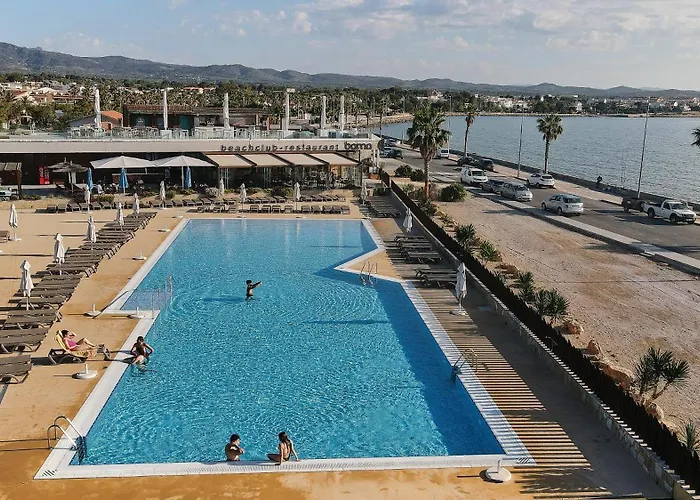 Camping Taiga Delta De L'ebre 4*