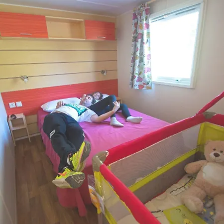 캠프장 Taiga Delta De L'ebre 4*